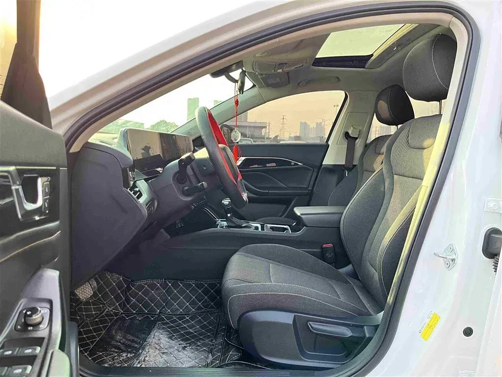 2022 Bestune B70 1.5T 169HP L4 7DCT,autocango,china used car exporter,china ev exporter,chinese used car exporter,chinese used ev exporter