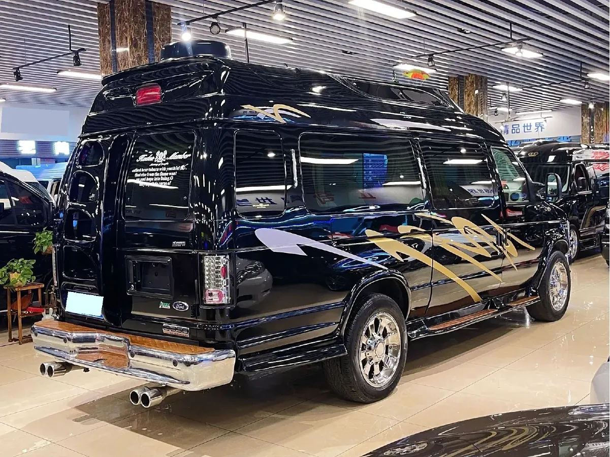 2011 Ford E350 5.4L 258HP V8 5AT,autocango,china used car exporter,china ev exporter,chinese used car exporter,chinese used ev exporter