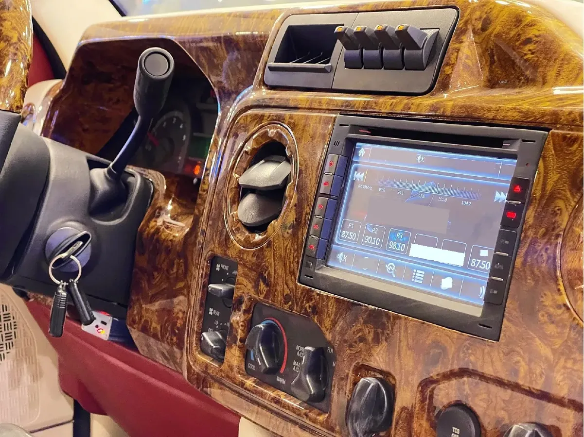 2011 Ford E350 5.4L 258HP V8 5AT,autocango,china used car exporter,china ev exporter,chinese used car exporter,chinese used ev exporter