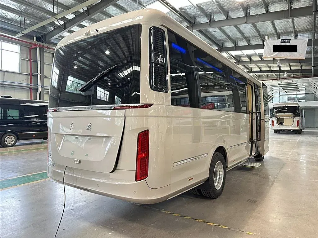 2024 HongQi GuoYue 8AT,autocango,china used car exporter,china ev exporter,chinese used car exporter,chinese used ev exporter