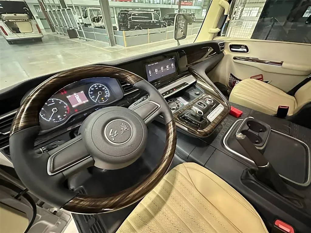 2024 HongQi GuoYue 8AT,autocango,china used car exporter,china ev exporter,chinese used car exporter,chinese used ev exporter