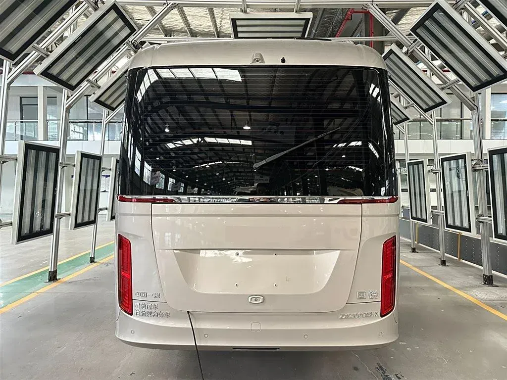 2024 HongQi GuoYue 8AT,autocango,china used car exporter,china ev exporter,chinese used car exporter,chinese used ev exporter