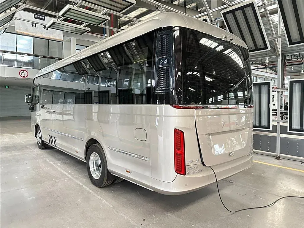 2024 HongQi GuoYue 8AT,autocango,china used car exporter,china ev exporter,chinese used car exporter,chinese used ev exporter