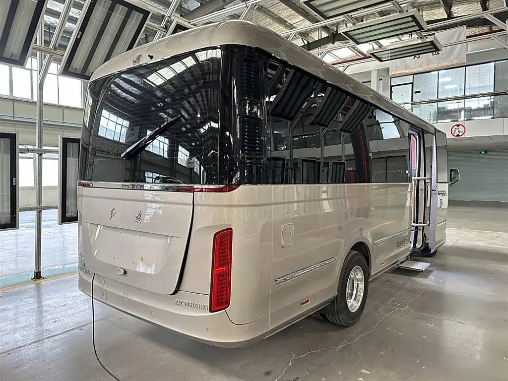 2024 HongQi GuoYue 8AT,autocango,china used car exporter,china ev exporter,chinese used car exporter,chinese used ev exporter