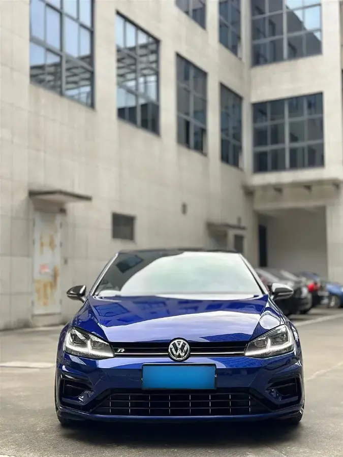 2017 Volkswagen Golf 2.0T 290HP L4 7DCT