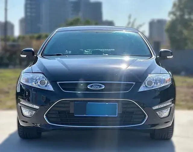 2011 Ford Mondeo 2.0T 240HP L4 6DCT