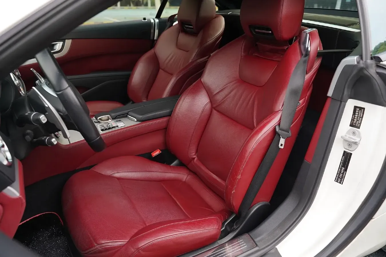 2013 Mercedes-Benz SL Class 3.5L 306HP V6 7AT,autocango,china used car exporter,china ev exporter,chinese used car exporter,chinese used ev exporter