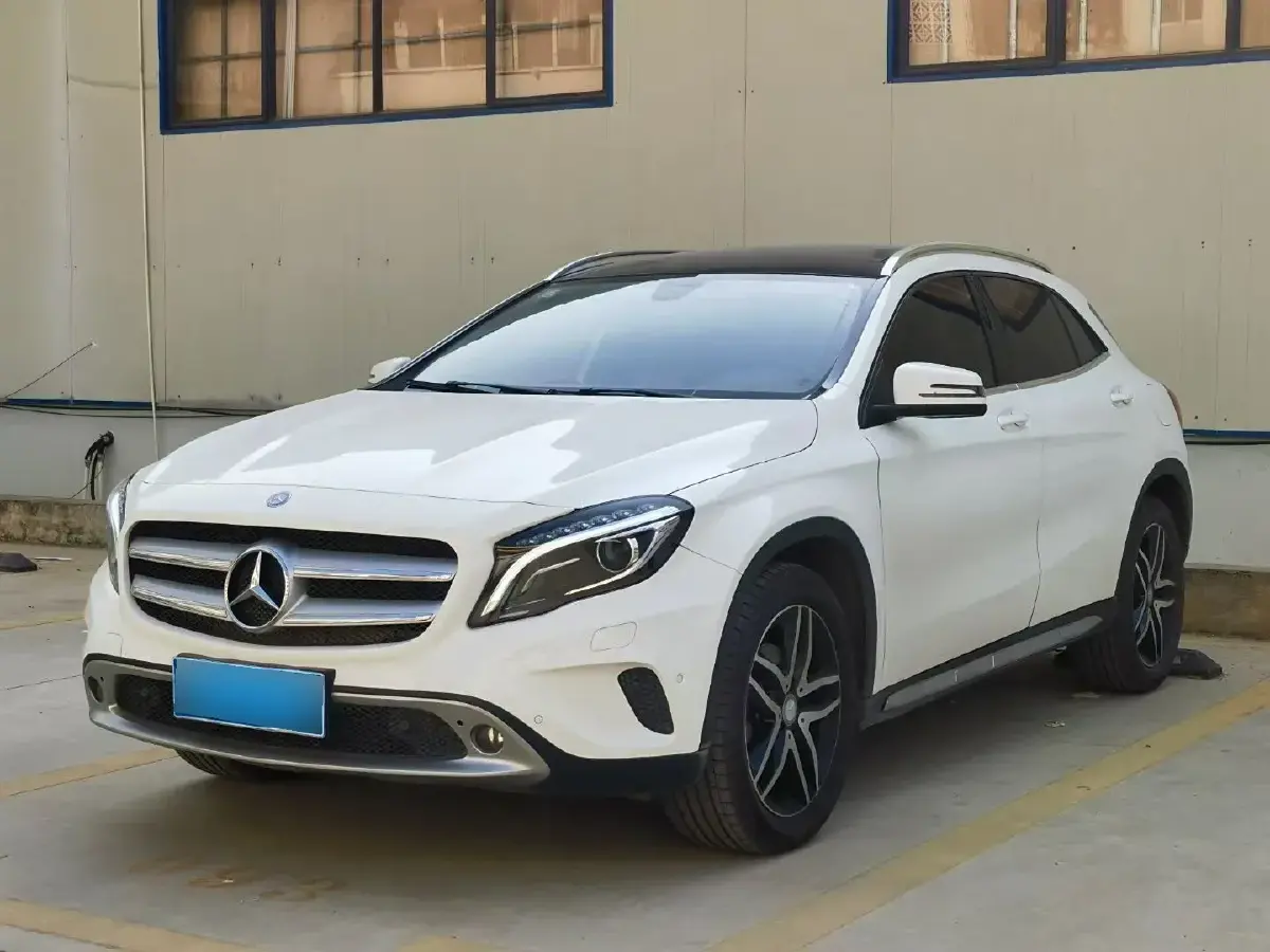 2015 Mercedes-Benz GLA Class 1.6T 156HP L4 7DCT