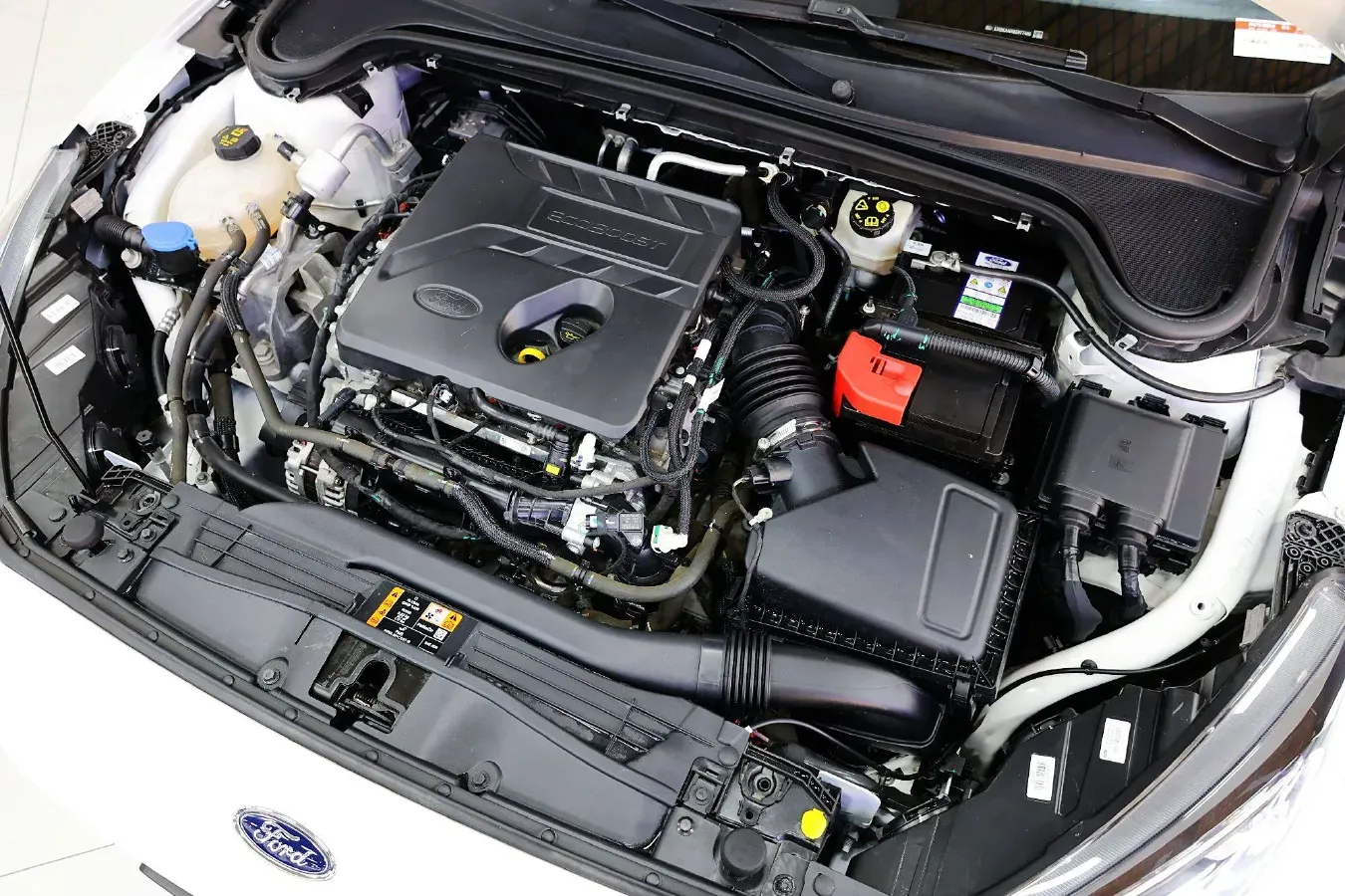 2020 Ford Focus Active 1.5T 174HP L3 8AT,autocango,china used car exporter,china ev exporter,chinese used car exporter,chinese used ev exporter