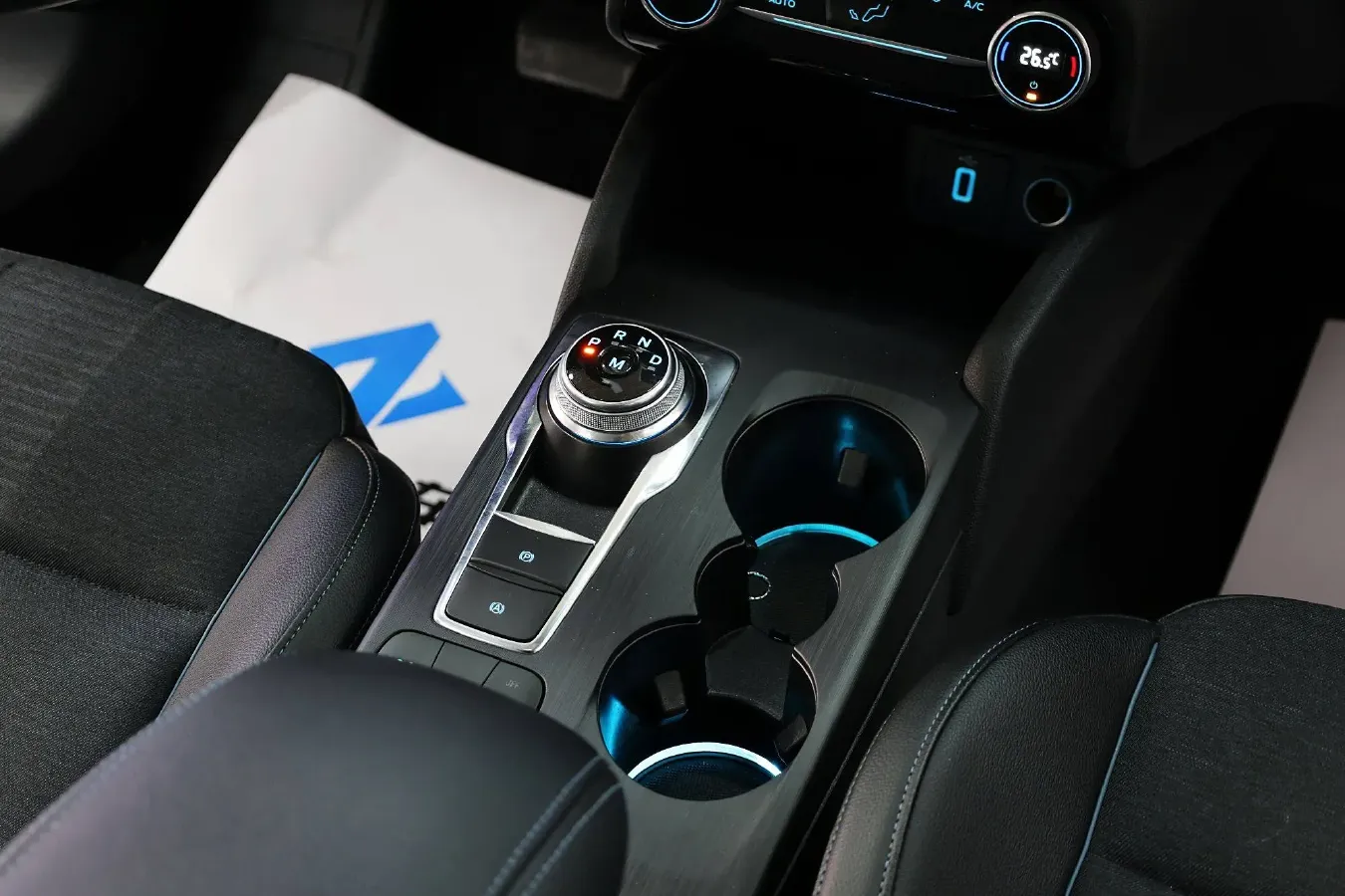 2020 Ford Focus Active 1.5T 174HP L3 8AT,autocango,china used car exporter,china ev exporter,chinese used car exporter,chinese used ev exporter