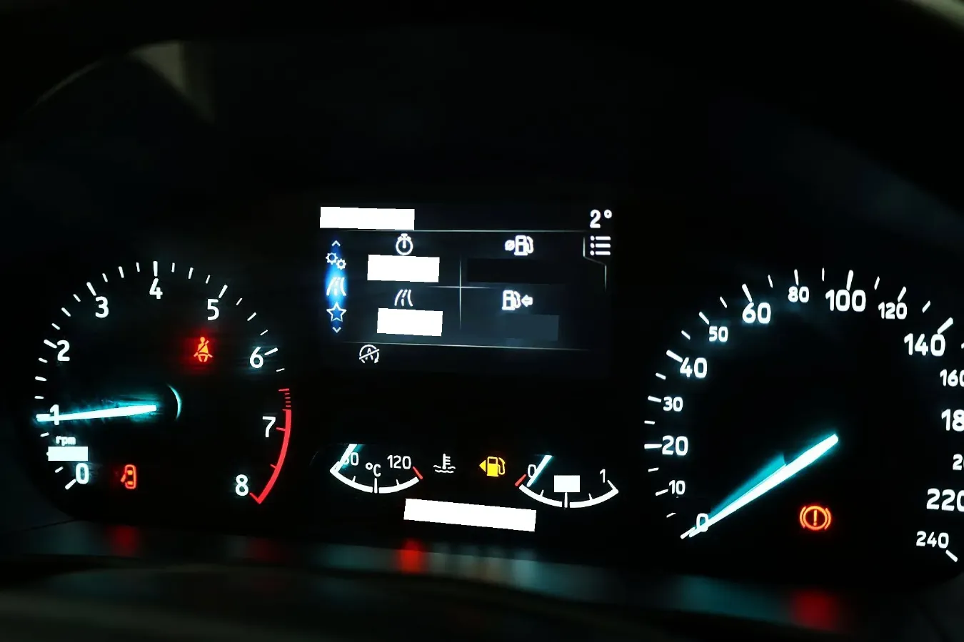 2020 Ford Focus Active 1.5T 174HP L3 8AT,autocango,china used car exporter,china ev exporter,chinese used car exporter,chinese used ev exporter