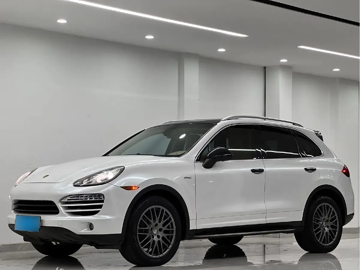 2014 TECHART Cayenne 3.0T 243HP V6 8AT