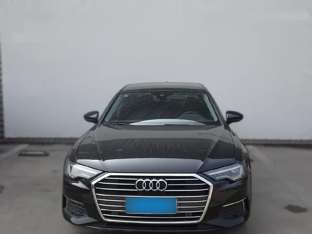 2020 Audi A6L 2.0T 190HP L4 7DCT,autocango,china used car exporter,china ev exporter,chinese used car exporter,chinese used ev exporter