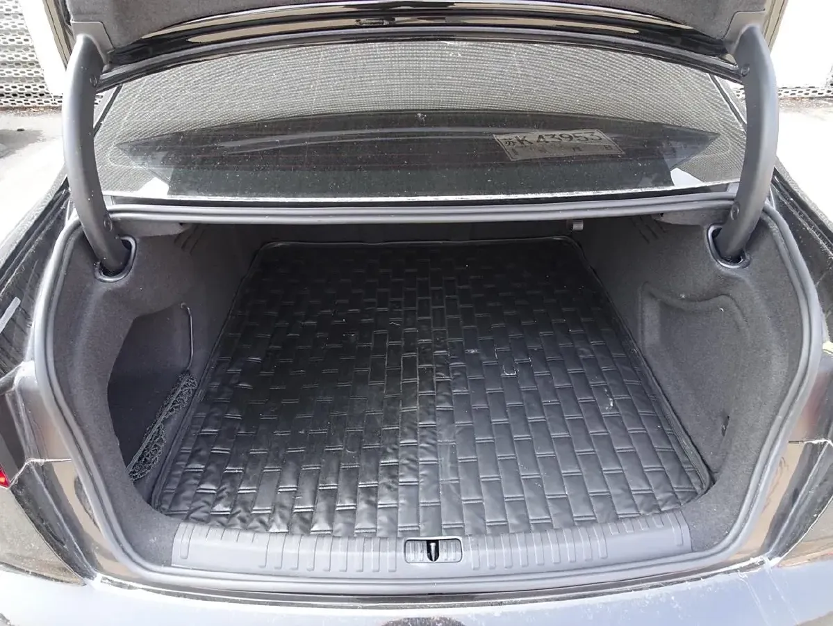 2020 Audi A6L 2.0T 190HP L4 7DCT,autocango,china used car exporter,china ev exporter,chinese used car exporter,chinese used ev exporter