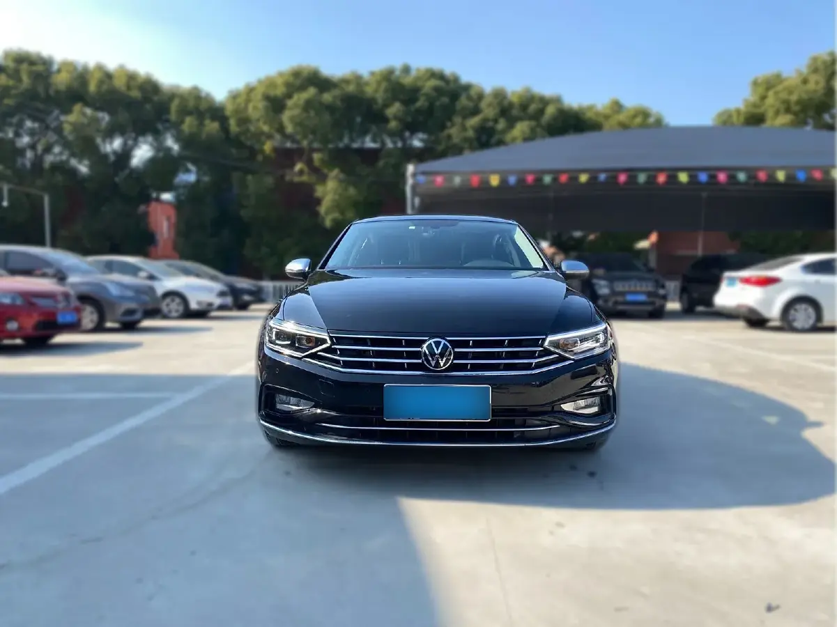 2021 Volkswagen Magotan 2.0T 186HP L4 7DCT