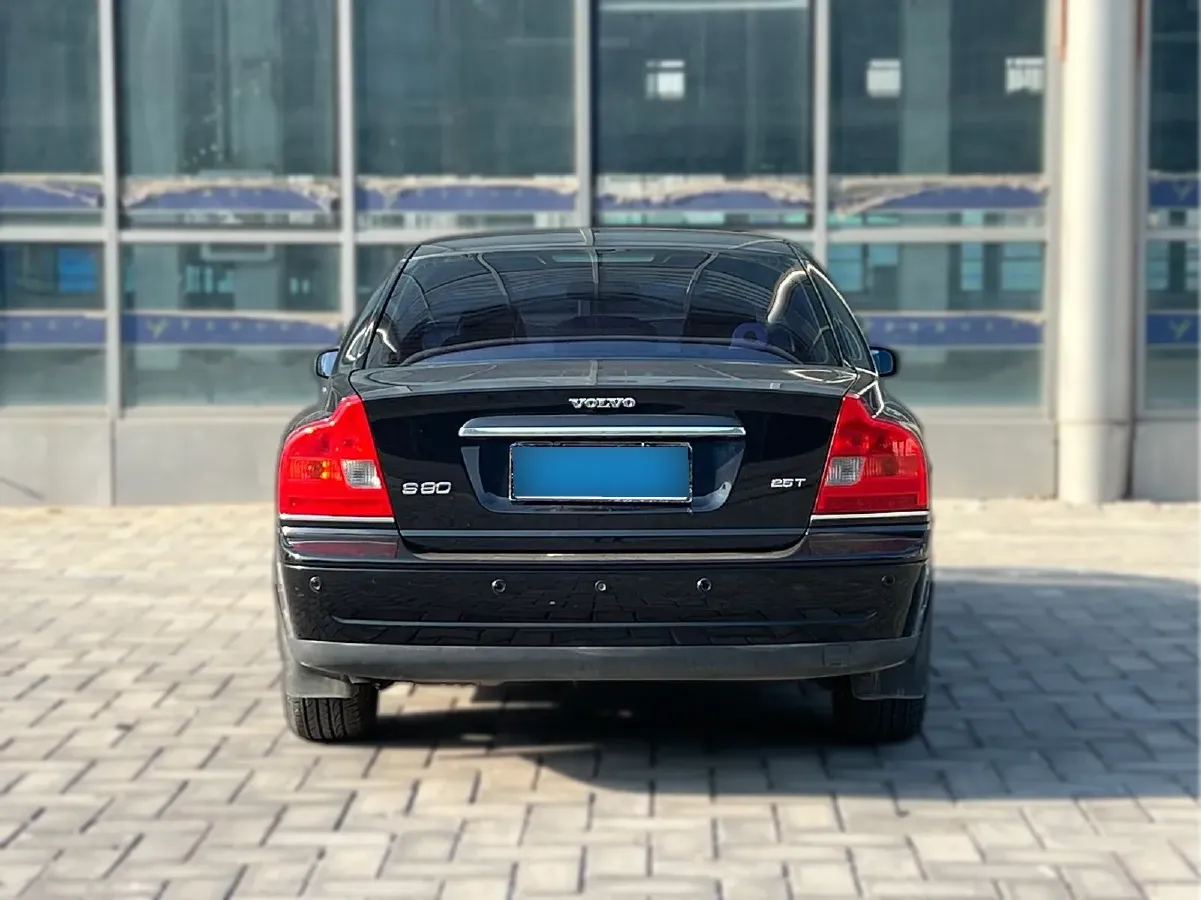 2006 Volvo S80 2.5T 200HP L5 6AT,autocango,china used car exporter,china ev exporter,chinese used car exporter,chinese used ev exporter