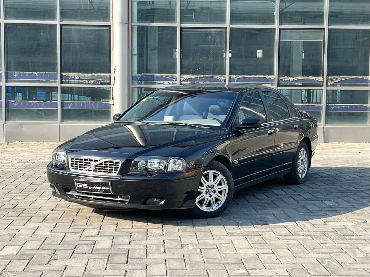 2006 Volvo S80 2.5T 200HP L5 6AT