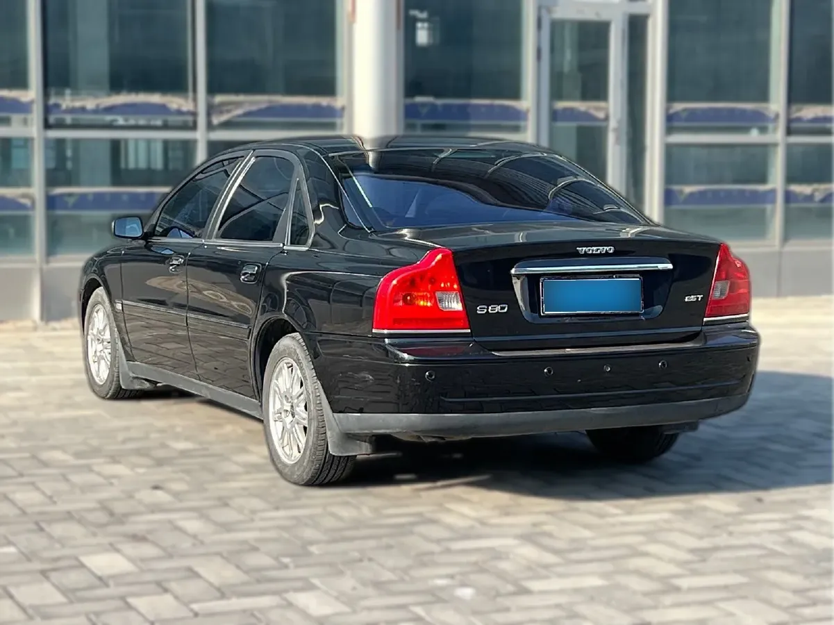 2006 Volvo S80 2.5T 200HP L5 6AT,autocango,china used car exporter,china ev exporter,chinese used car exporter,chinese used ev exporter
