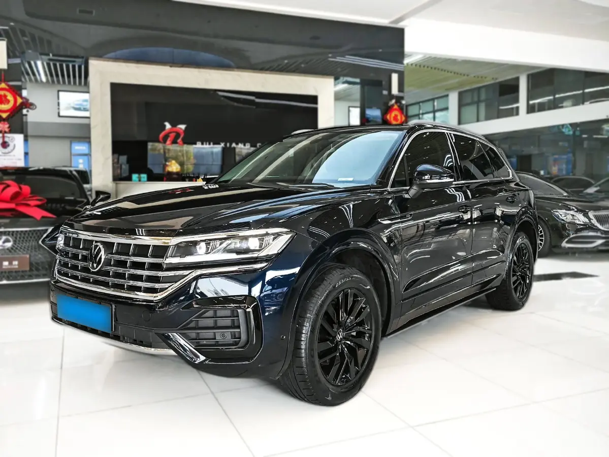 2022 Volkswagen Touareg 2.0T 245HP L4 8AT