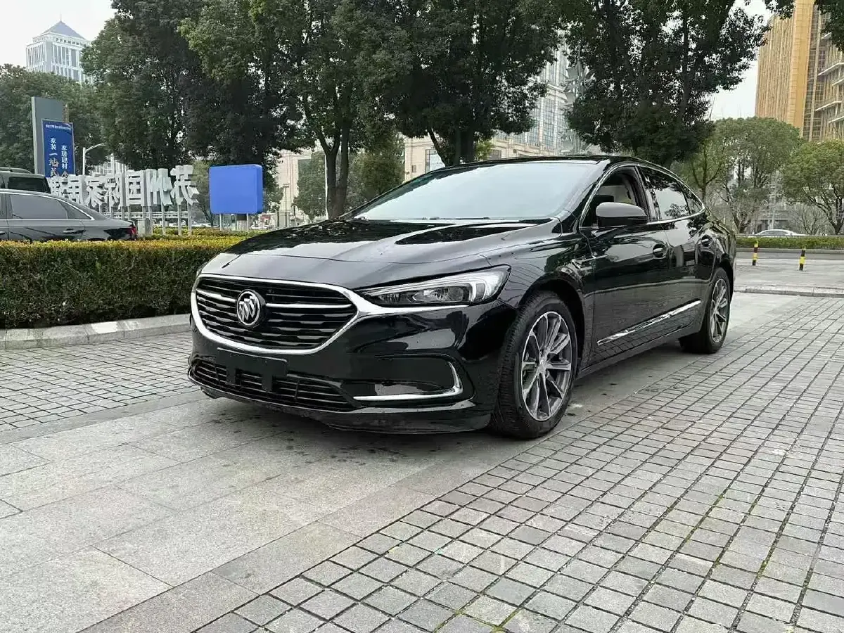 2020 Buick Larcosse 2.0T 237HP L4 9AT