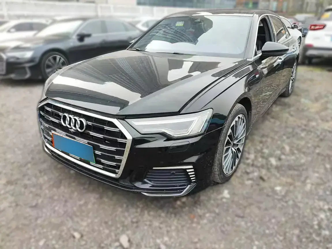 2020 Audi A6L 2.0T 252HP L4 7DCT PHEV 14.1KWH