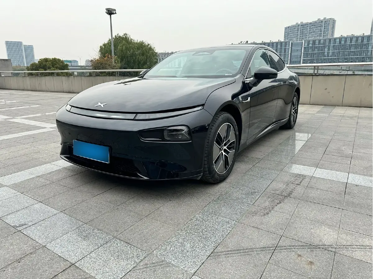 2024 Xpeng P7 BEV 64.4KWH