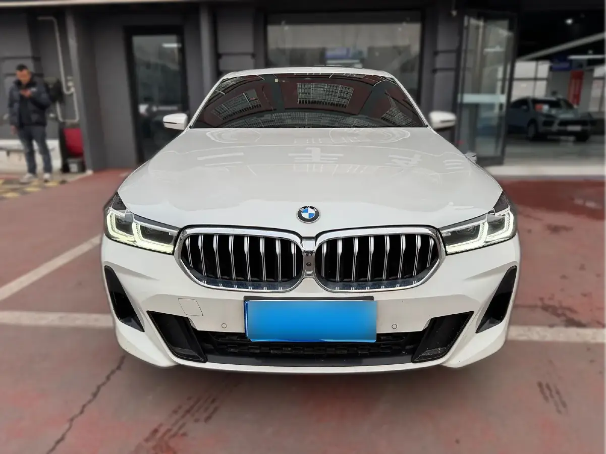 2021 BMW 6 Series GT 2.0T 258HP L4 8AT