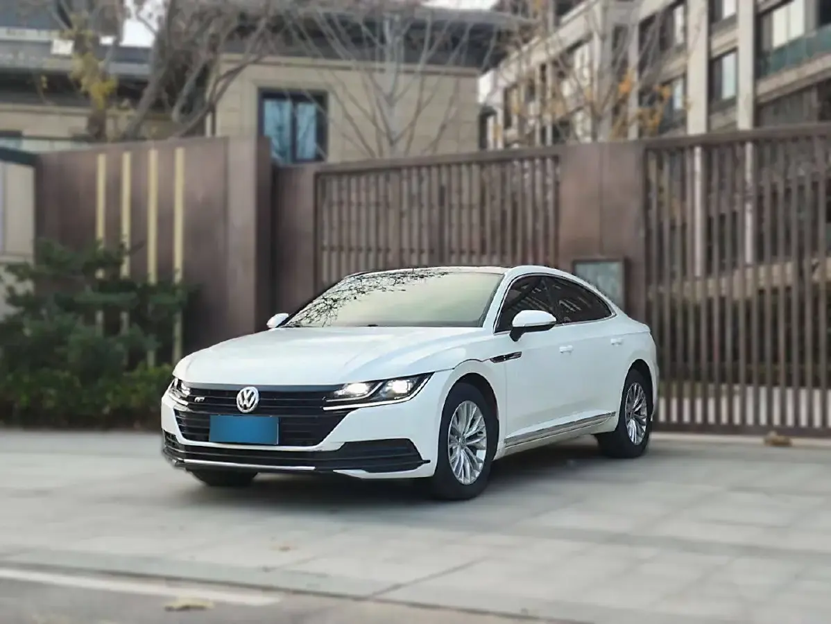 2019 Volkswagen CC 2.0T 186HP L4 7DCT