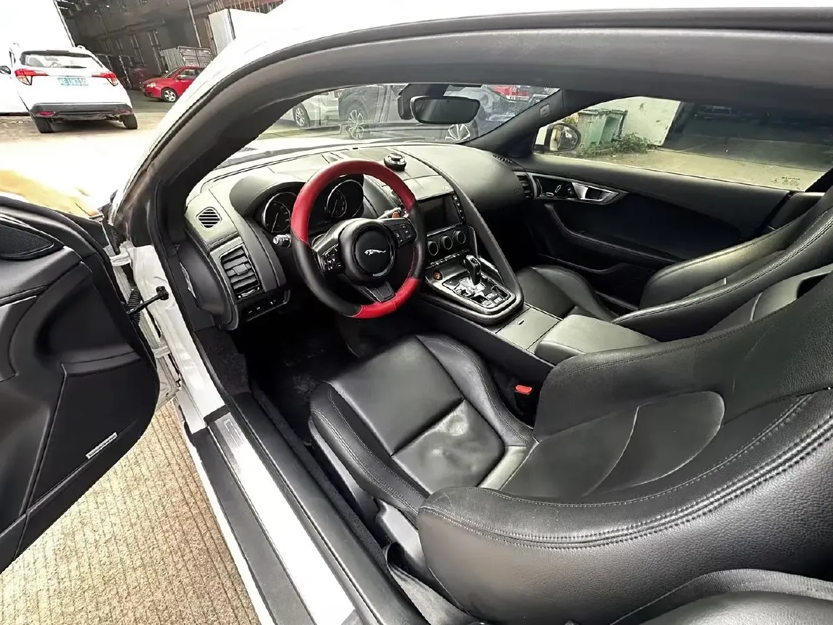 2016 Jaguar F-TYPE 3.0T 381HP V6 8AT,autocango,china used car exporter,china ev exporter,chinese used car exporter,chinese used ev exporter