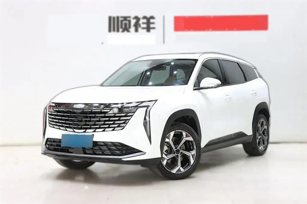 2024 Geely StarRay 1.5T 181HP L4 7DCT