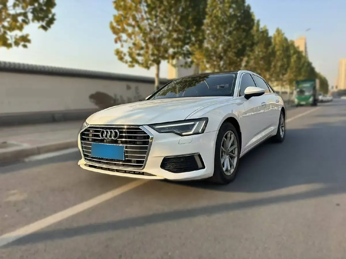 2019 Audi A6L 2.0T 190HP L4 7DCT