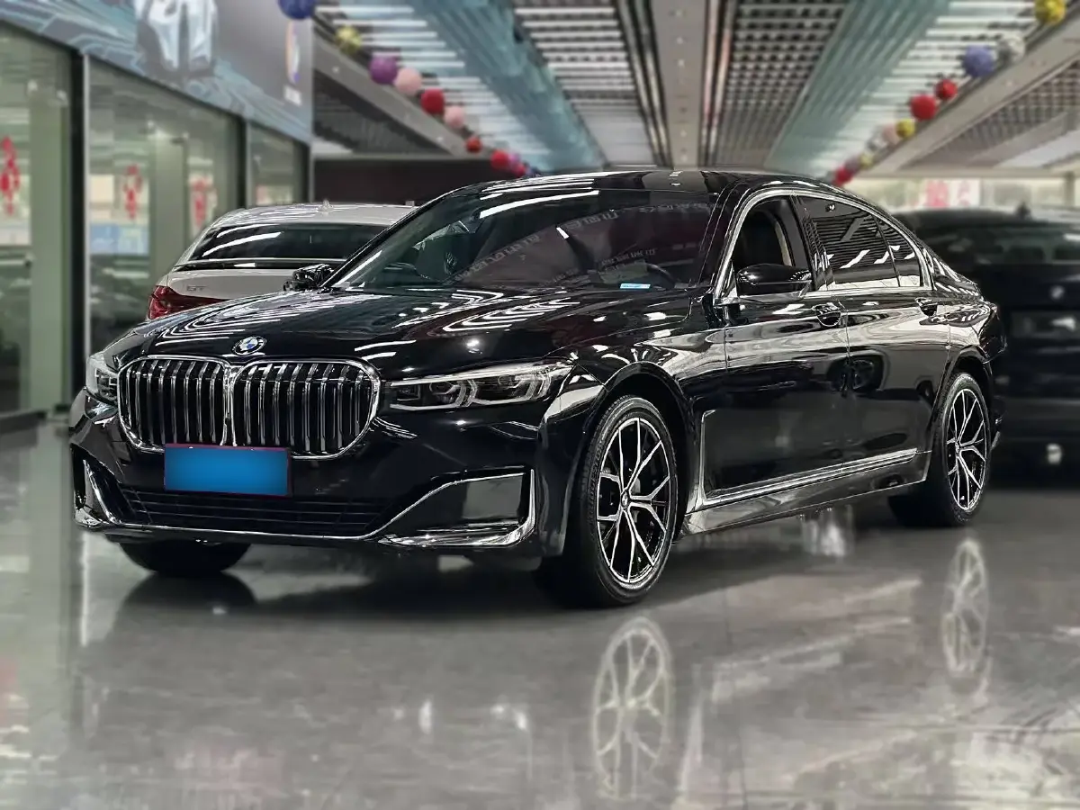 2019 BMW 7 Series 2.0T 265HP L4 8AT