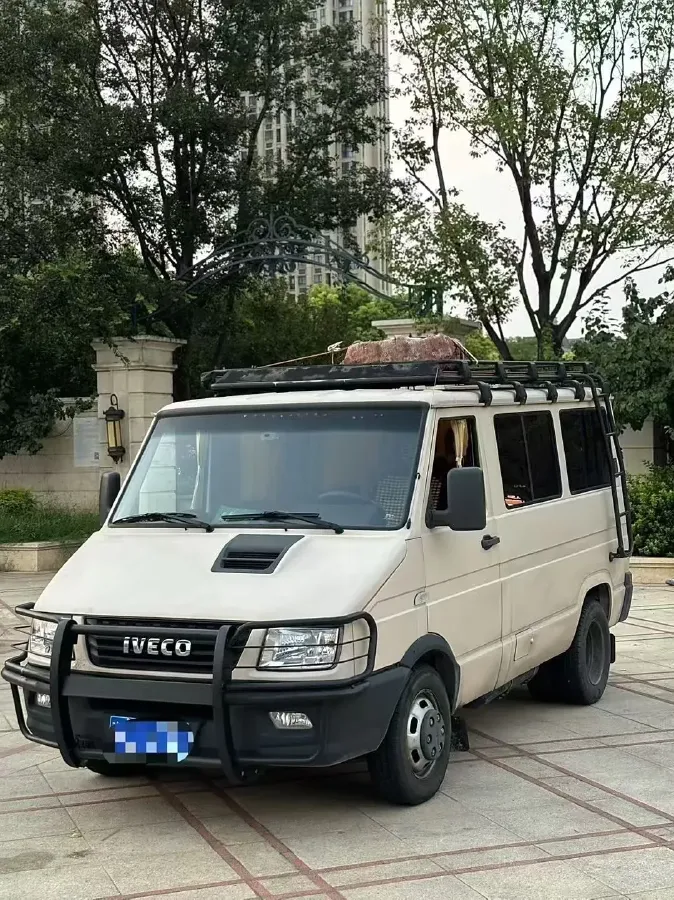 2021 Iveco DeYi 2.5T 122HP L4 5MT,autocango,china used car exporter,china ev exporter,chinese used car exporter,chinese used ev exporter