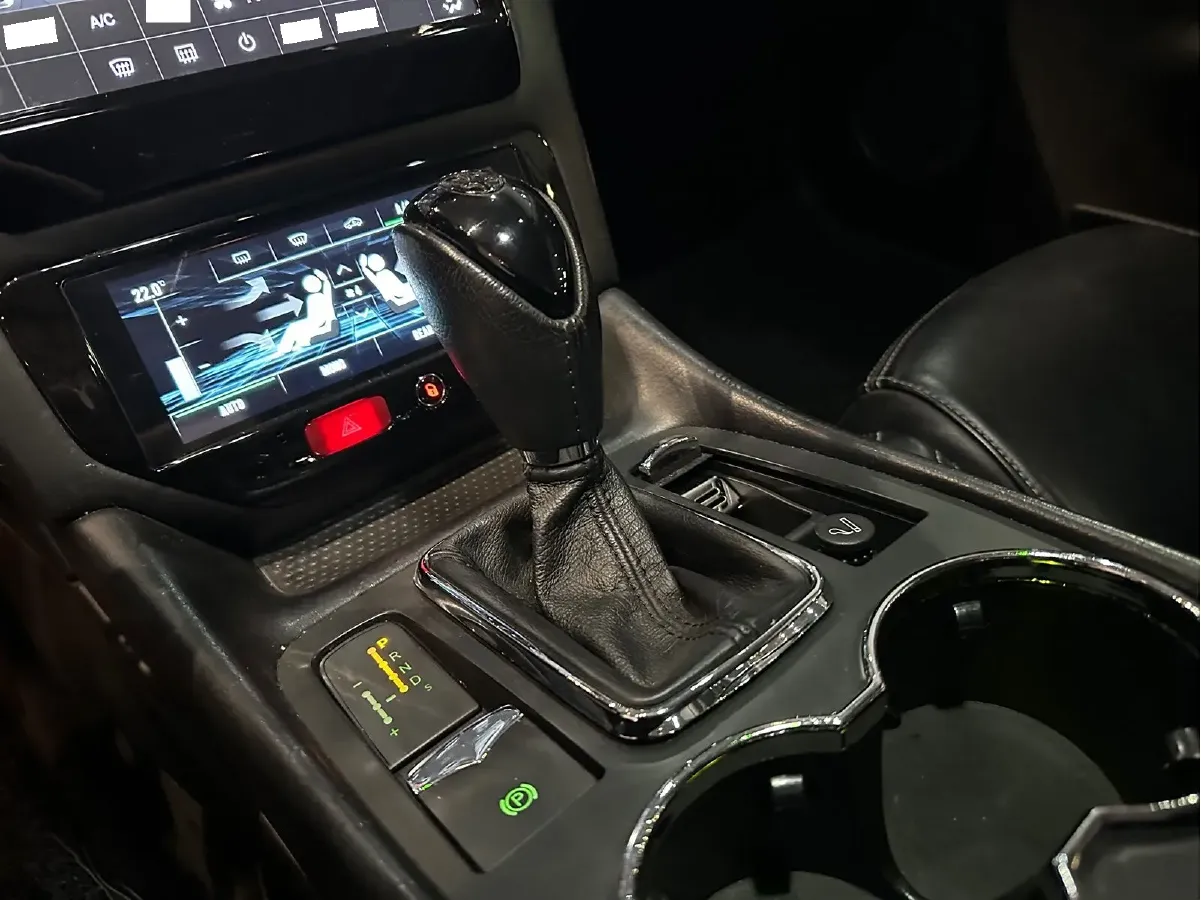 2007 Maserati GranTurismo 4.2L 405HP V8 6AT,autocango,china used car exporter,china ev exporter,chinese used car exporter,chinese used ev exporter