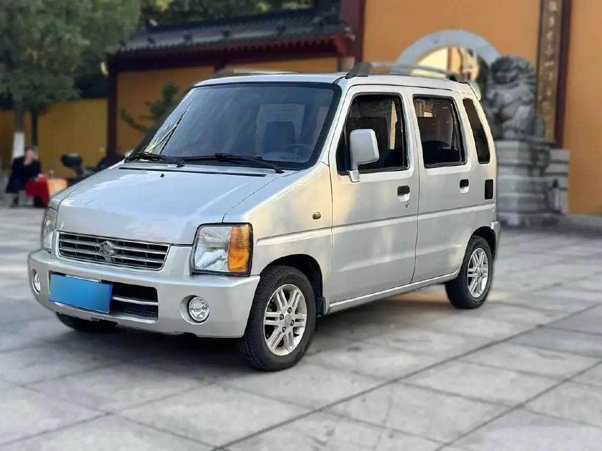 2015 Suzuki Wagon R 1.0L 60HP L4 5MT