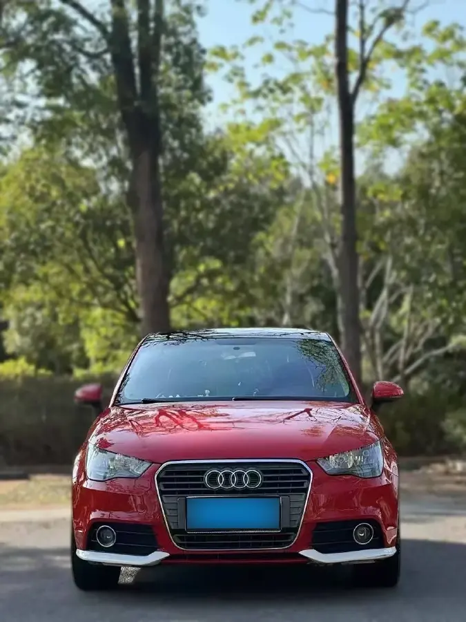 2013 Audi A1 1.4T 122HP L4 7DCT