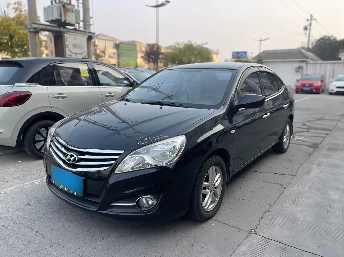 2011 Hyundai Celesta 1.6L 123HP L4 5MT