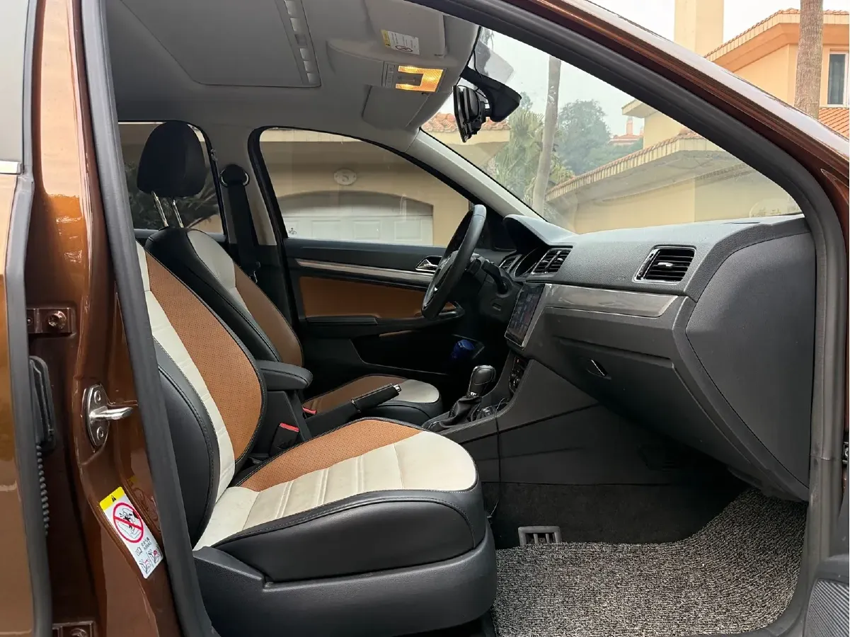 2017 Volkswagen Cross Lavida 1.4T 131HP L4 7DCT,autocango,china used car exporter,china ev exporter,chinese used car exporter,chinese used ev exporter