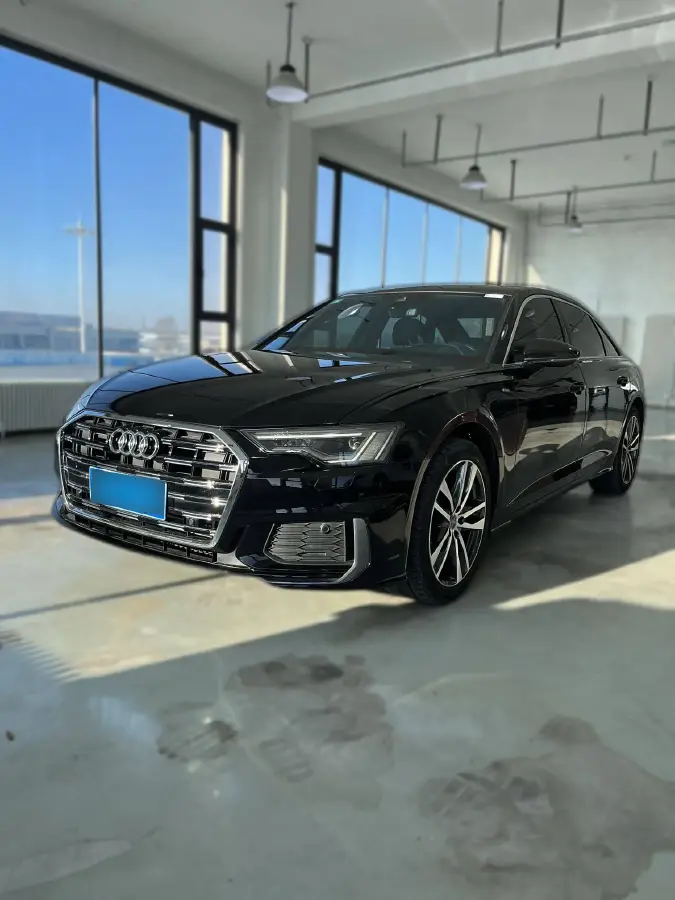 2019 Audi A6L 2.0T 190HP L4 7DCT