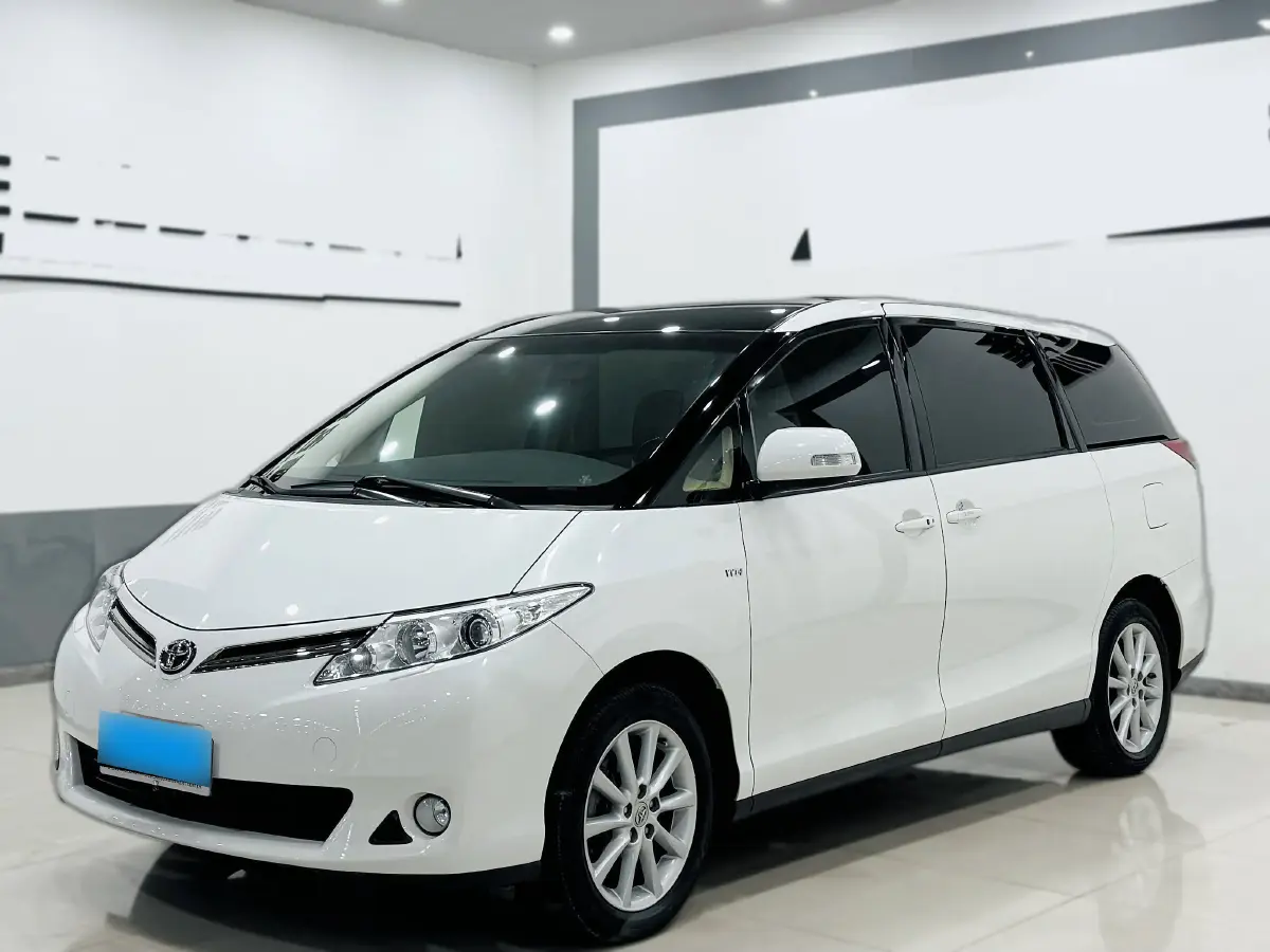 2004 Toyota Previa 2.4L 156HP L4 4AT