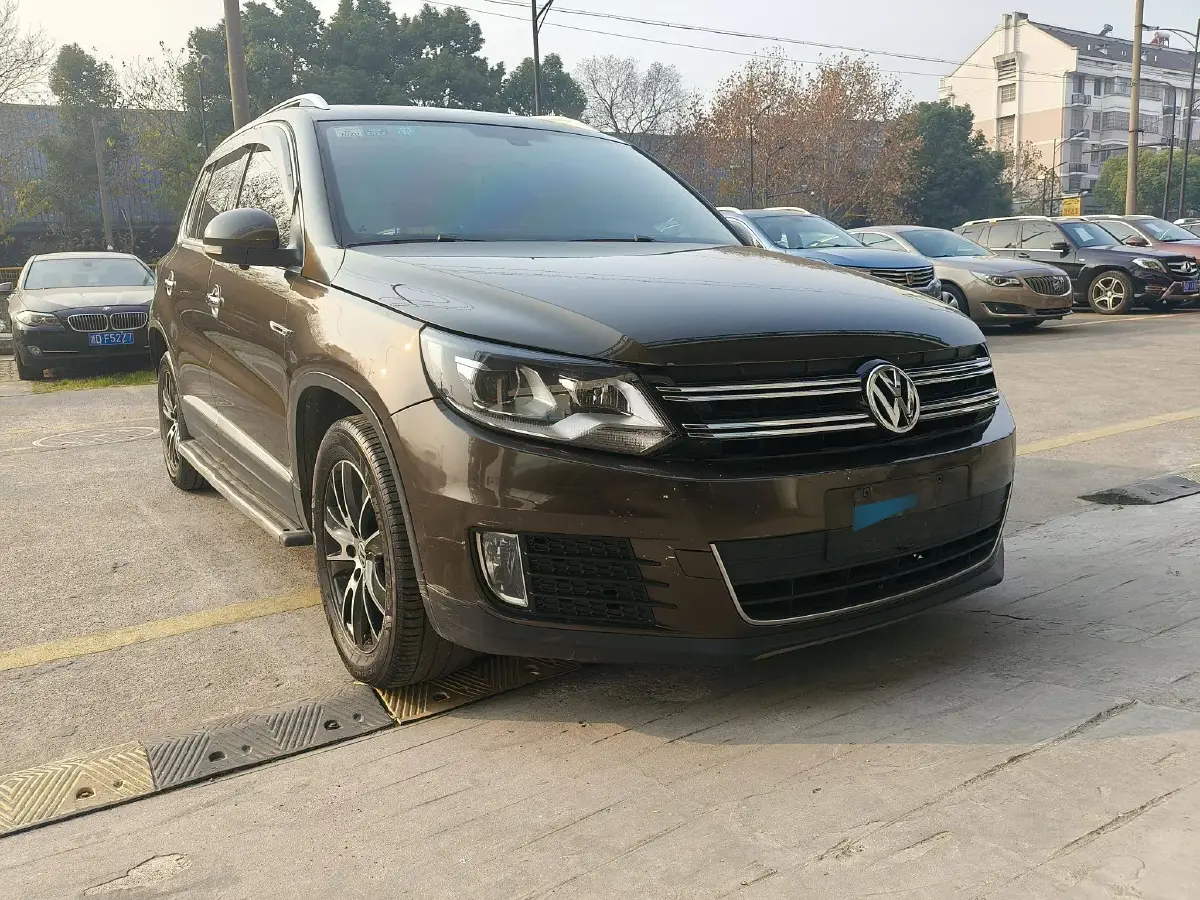 2015 Volkswagen Tiguan 1.8T 160HP L4 6AT