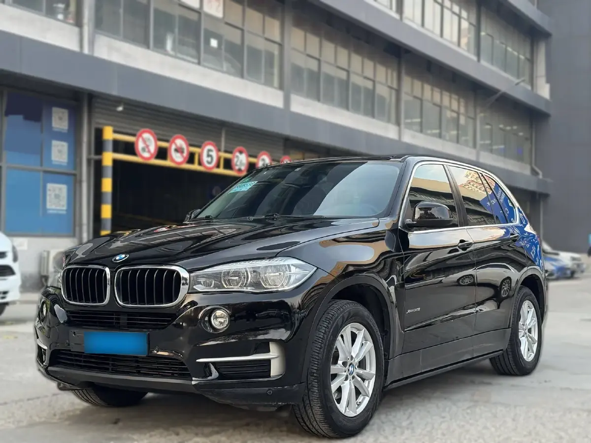 2017 BMW X5 3.0T 306HP L6 8AT