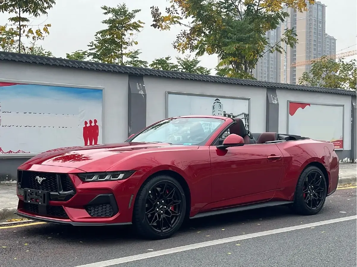 2024 Ford Mustang 2.3T 299HP L4 10AT