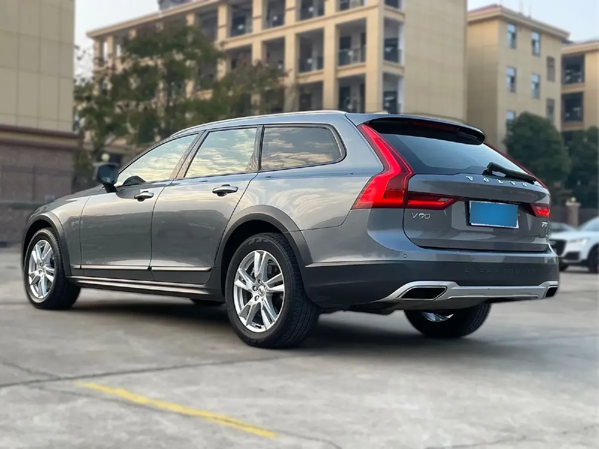 2017 Volvo V90 2.0T 254HP L4 8AT,autocango,china used car exporter,china ev exporter,chinese used car exporter,chinese used ev exporter