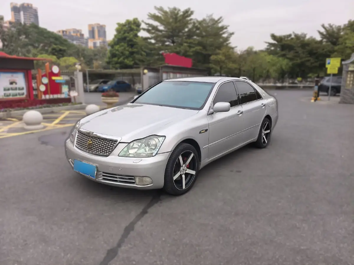 2005 Toyota Crown 3.0L 231HP V6 6AT