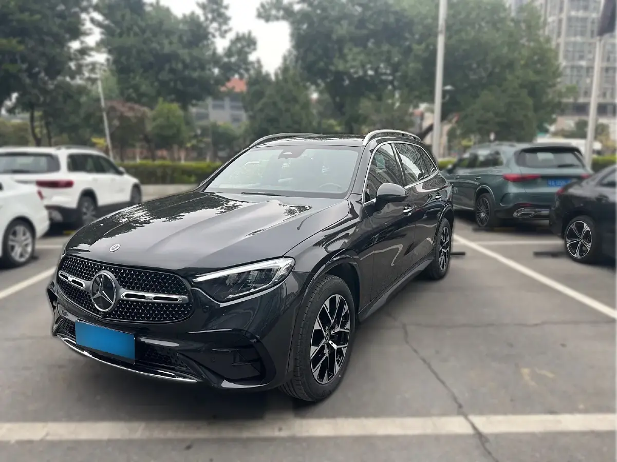 2023 Mercedes-Benz GLC Class 2.0T 204HP L4 9AT