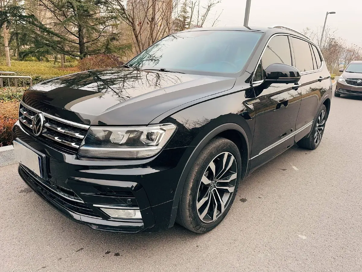 2021 Volkswagen Tiguan L 2.0T 186HP L4 7DCT