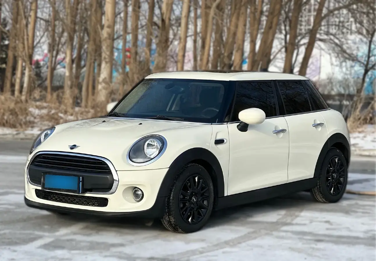 2020 MINI MINI 1.5T 102HP L3 7DCT
