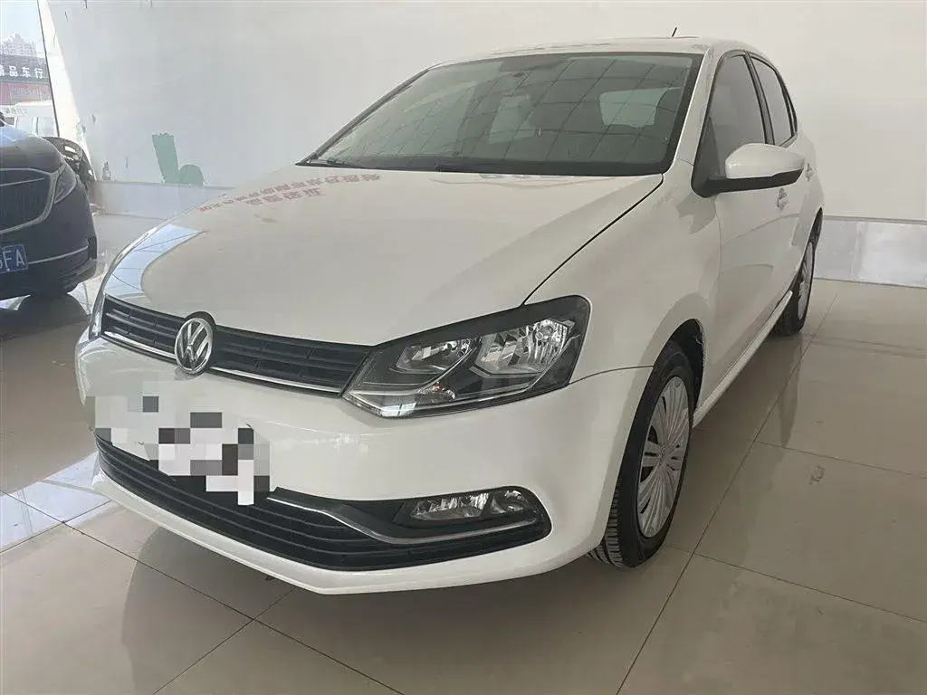 2016 Volkswagen Polo 1.6L 110HP L4 6AT