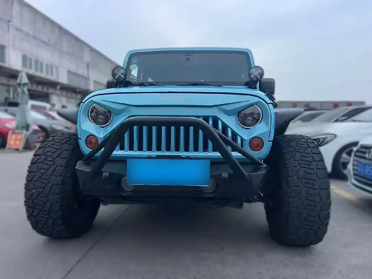 2012 Jeep Wrangler 3.6L 284HP V6 5AT